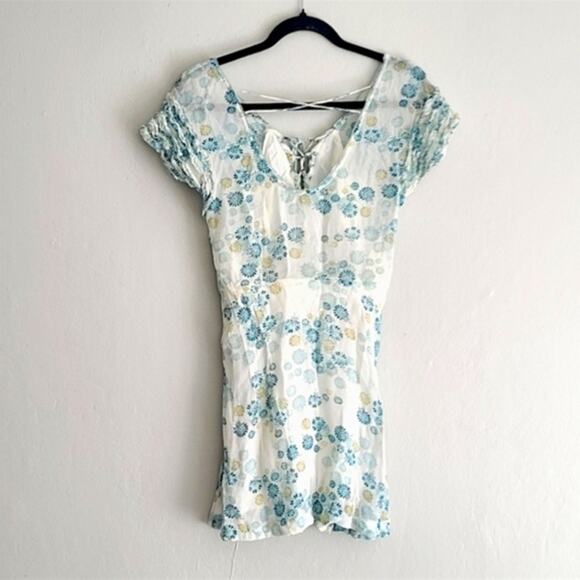 Free People Yours Truly Printed Dress in White and Teal Fairy Summer Floral Sz 2 - Picture 3 of 9